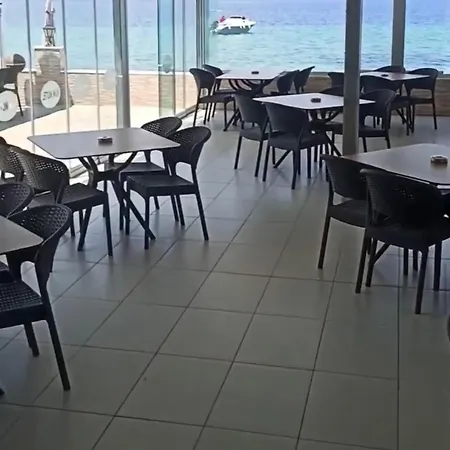 Kum Marmara Adasi
